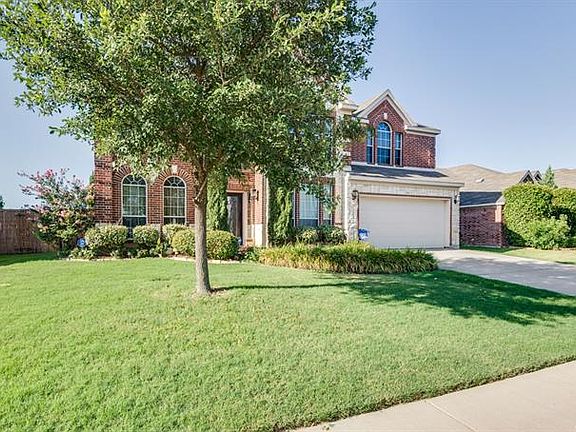 3rd image of 720 Bur Oak Dr