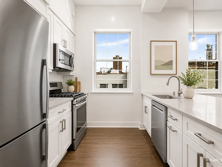 25 Lexington Ave #504 — Photo 3