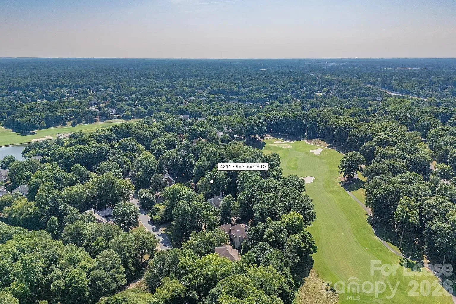 5 bed, 3.5 bath, 5194 sqft, $6,900 — Photo 2