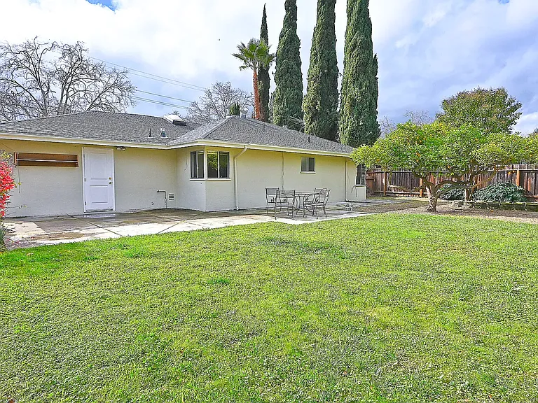 312 Gloria Dr — Photo 11