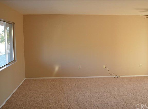 4th image of 28951 Snead Dr