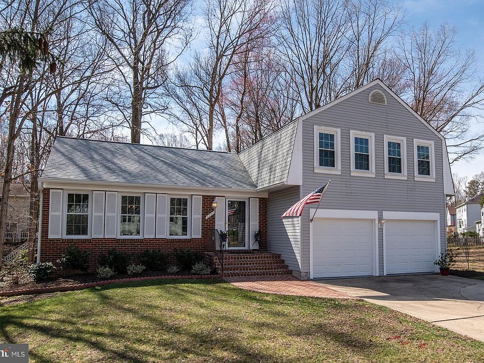 1st image of 9705 Glenway Ct