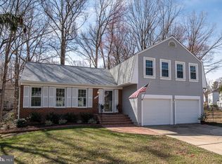 9705 Glenway Ct, Burke, VA 22015