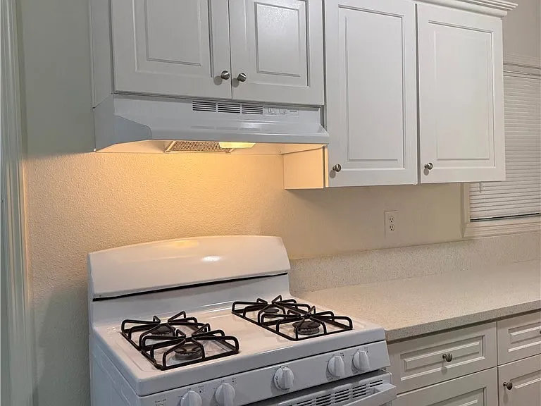 11286 San Mateo Dr — Photo 5