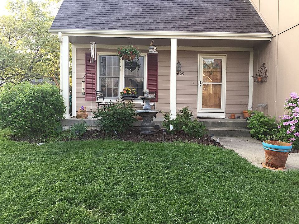 1st image of 10629 Rowland Ave