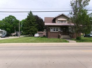 1425 Peoria St, Peru, IL 61354