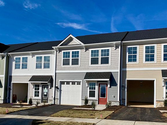 2nd image of 209 Sunbird Ln