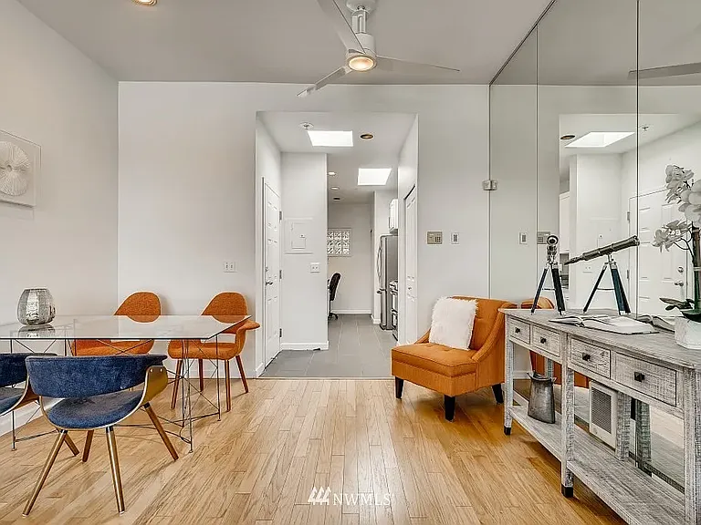 1504 Aurora Ave N #503 — Photo 11