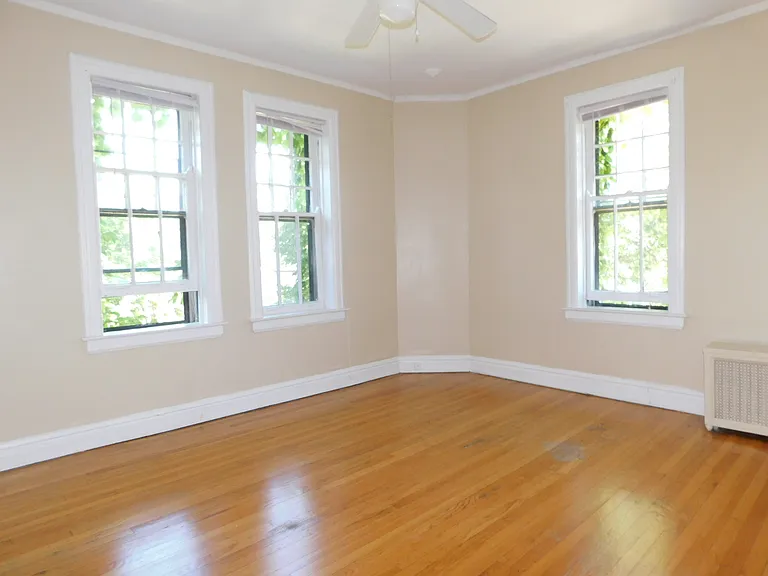 402 Lee St #3 — Photo 10