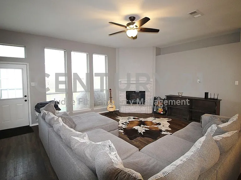 731 S Ridge Dr — Photo 8