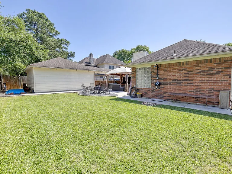 12923 Lady Jane Ct — Photo 24