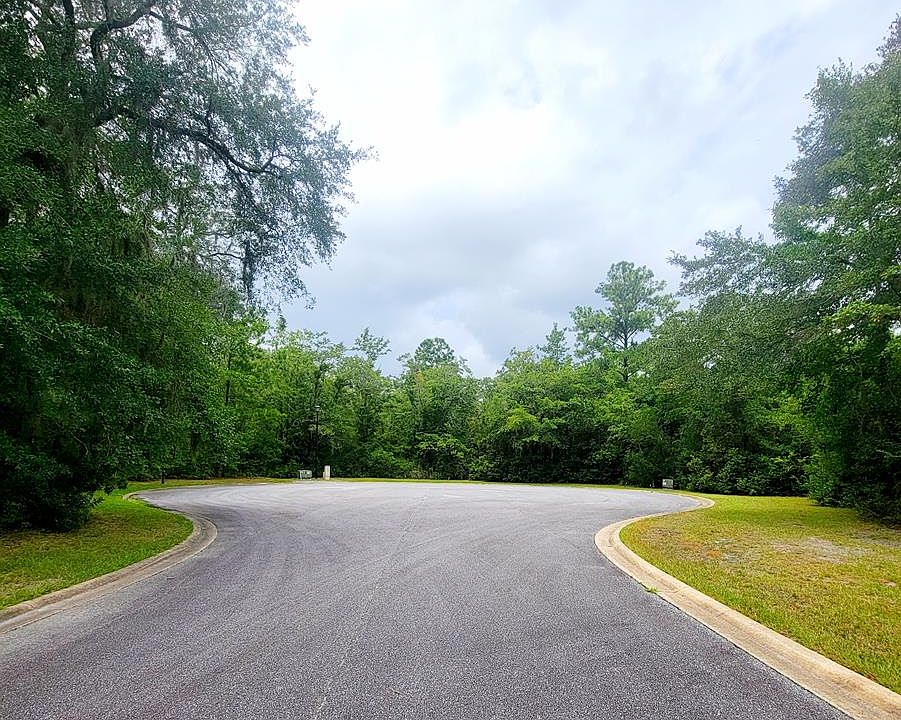 1st image of 0 Creekside Dr
