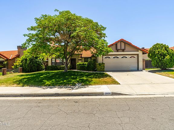 2nd image of 2808 College Park Dr