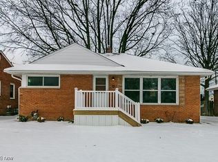 1660 Dennis Dr, Wickliffe, OH 44092