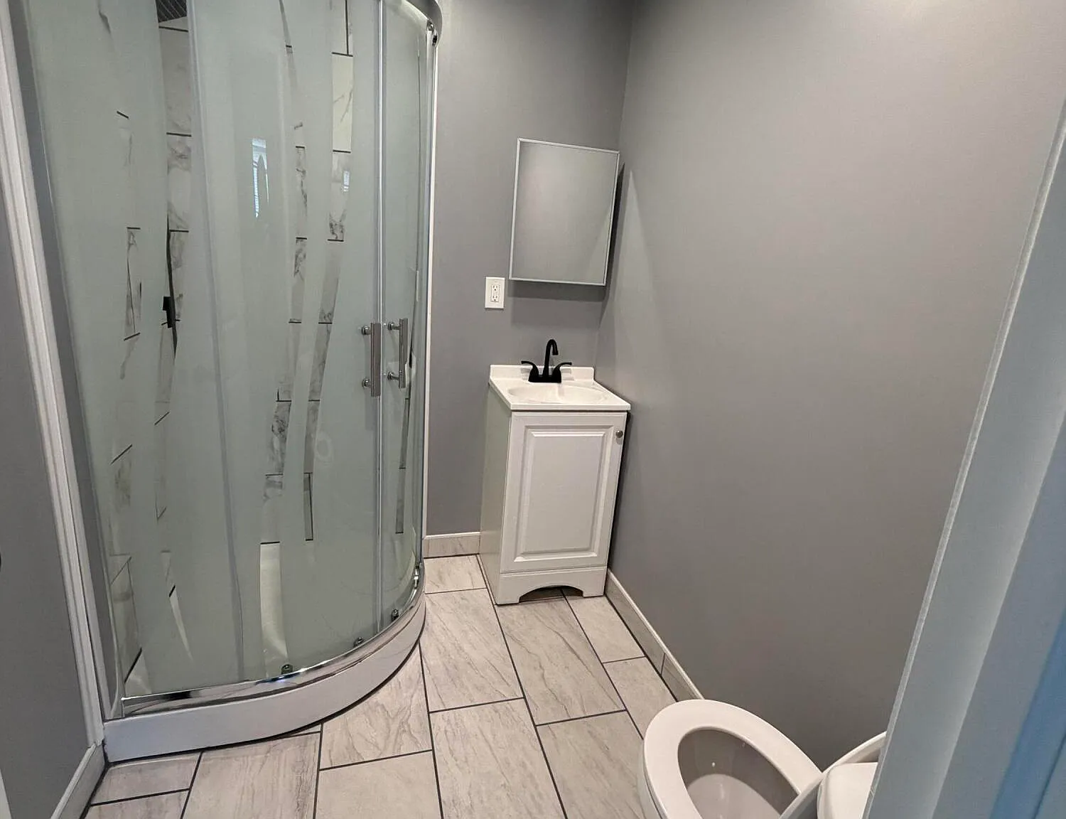 2 bed, 1.0 bath, 1200 sqft, $1,300 — Photo 4