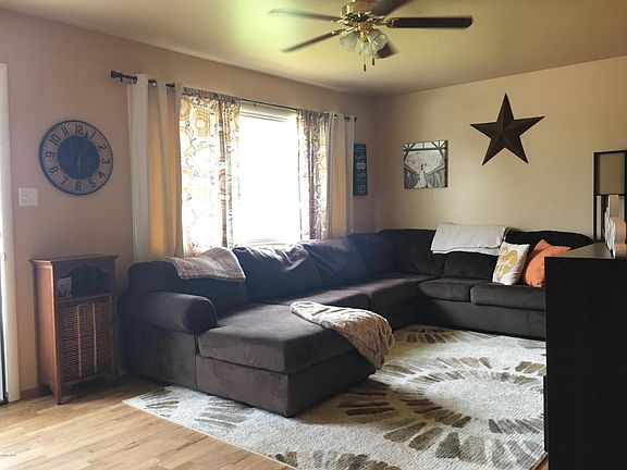 5th image of 305 Riverview 4 W