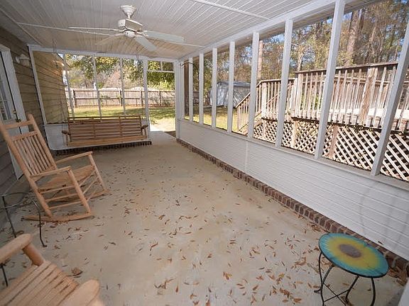 5th image of 125 Whippoorwill Dr