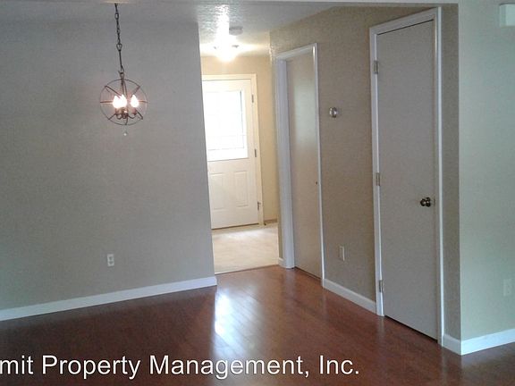 3rd image of 5520 Creekstone Dr APT 3