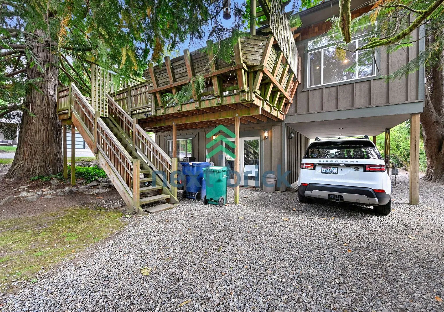 "Charming 1-Bedroom Retreat in the Heart of Kirkland Cozy 800 Sq Ft Gem!" — Photo 1