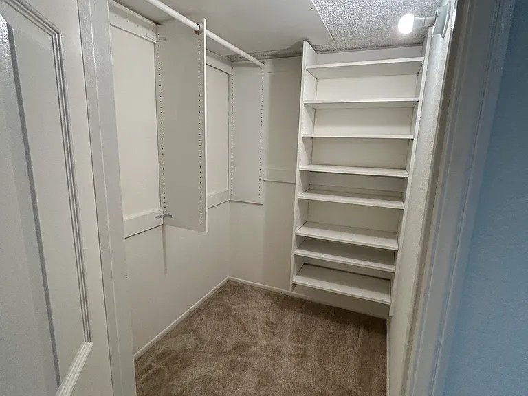 424 Oak St #227 — Photo 8