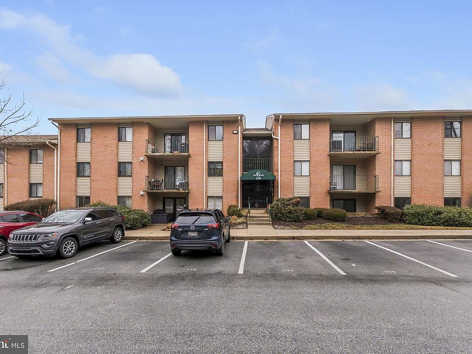 1st image of 1104 Lisadale Cir APT 1D