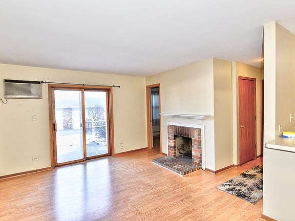 2nd image of 4304 W Shamrock Ln APT 1B