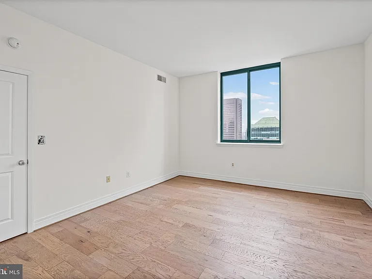 414 Water St #2903 — Photo 29