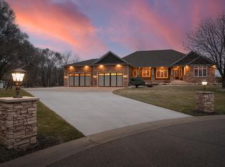 21000 Kerry St NW, Oak Grove, MN 55011