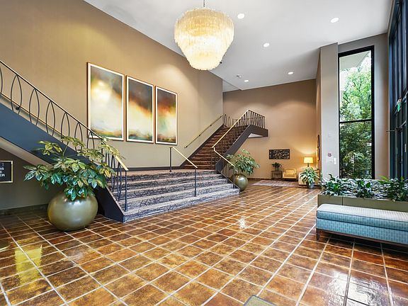 3rd image of 9039 Sligo Creek Pkwy APT 512