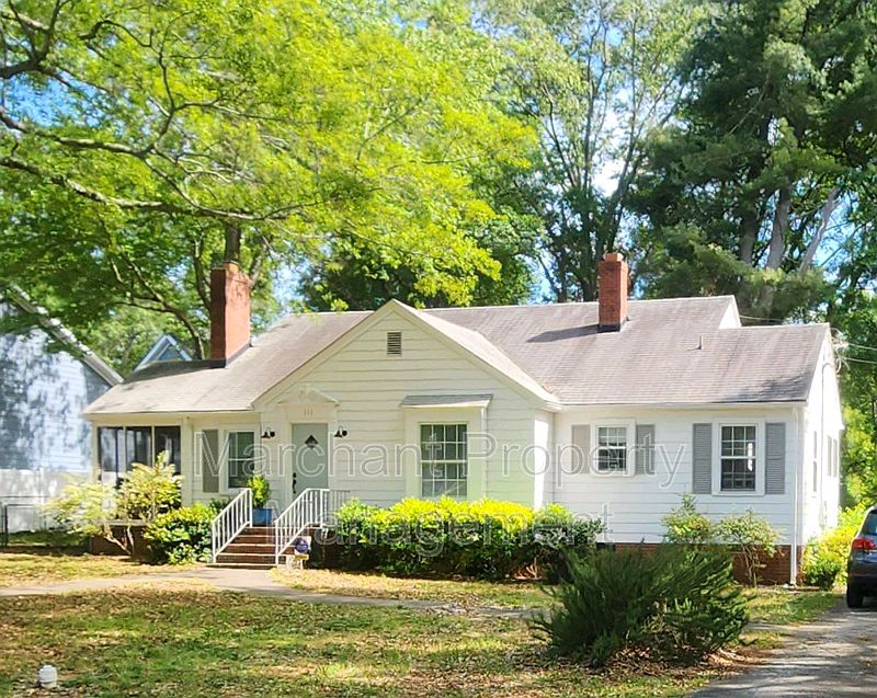 1st image of 111 Deoyley Ave