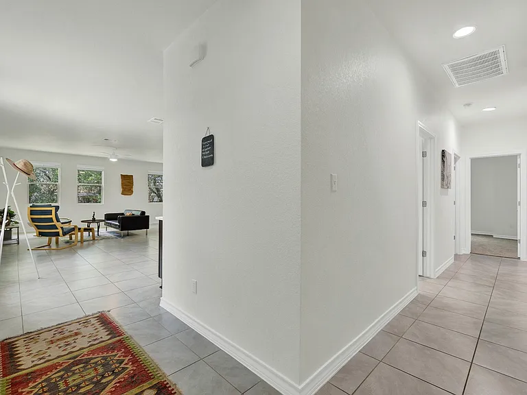 216 Mary Max Cir — Photo 14