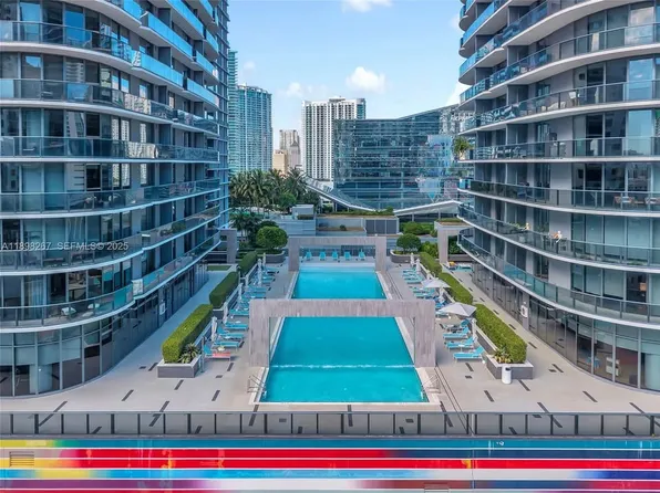 55 SW 9th St, Miami, FL