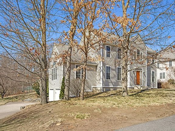 4th image of 4 Shannon Dr