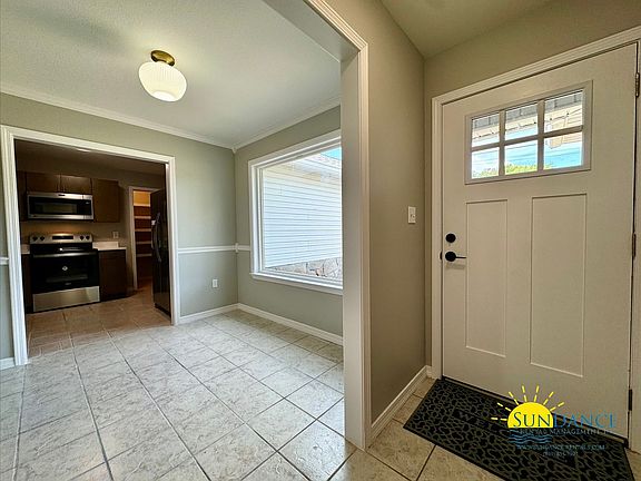 5th image of 2738 Country Breeze Blvd