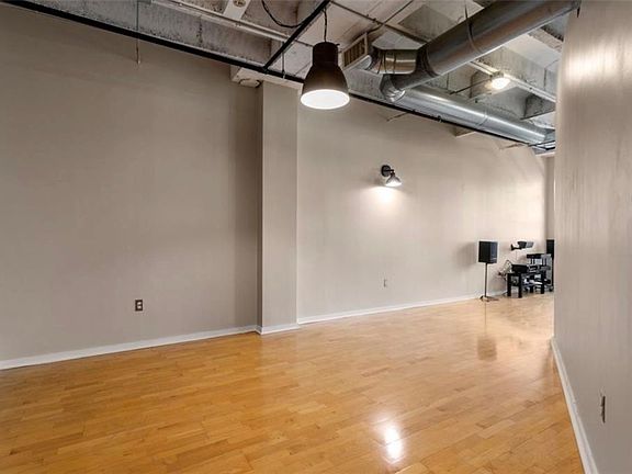 5th image of 878 Peachtree St NE APT 519