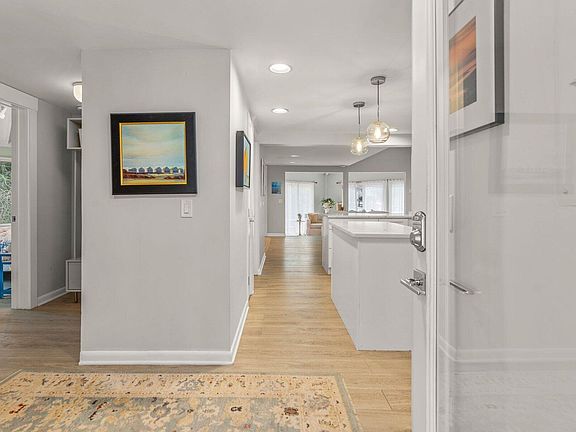 5th image of 16 Bosuns Lane