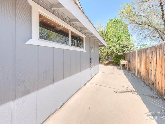 4th image of 2505 Nona Dr