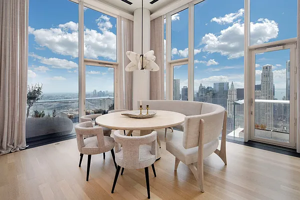 Sold by Sotheby's International Realty | media 9