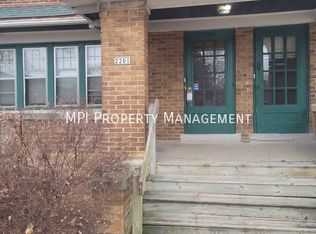 2201 N Hi Mount Blvd, Milwaukee, WI 53208
