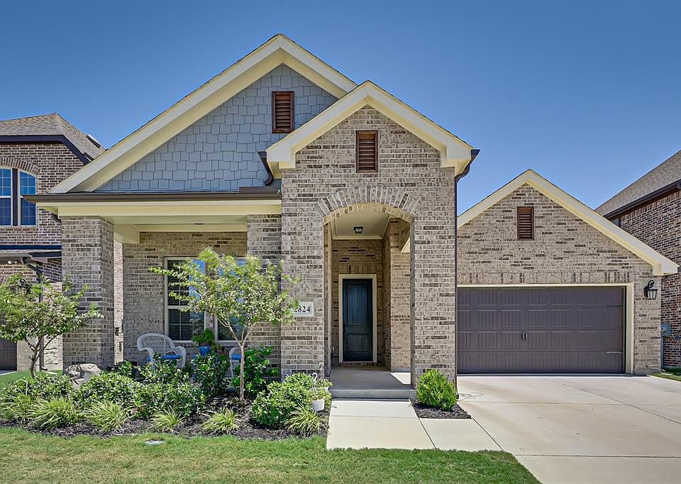 1st image of 2824 Green Circle Dr