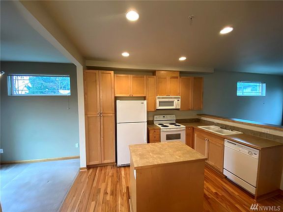 2nd image of 4401 S 12th St E #F