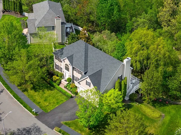 10 Yankee Way, Beverly, MA 01915