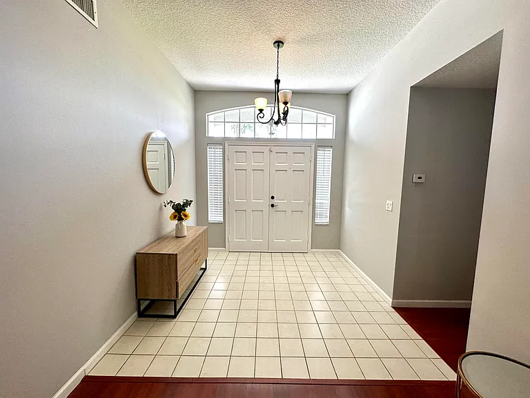 1000 Lake Breeze Dr — Photo 23