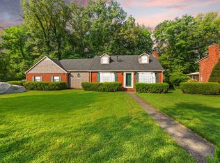 1 Edgewood Dr, Somerset, KY 42501