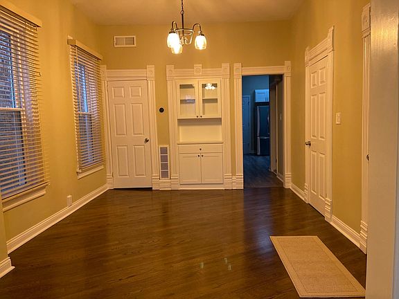 5th image of 1354 N Oakley Blvd #2