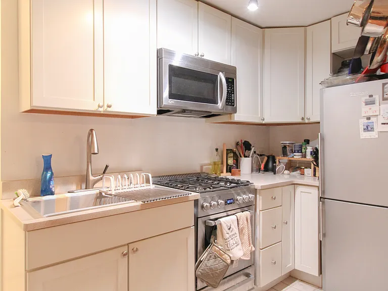 47 Wyckoff St #1 — Photo 2