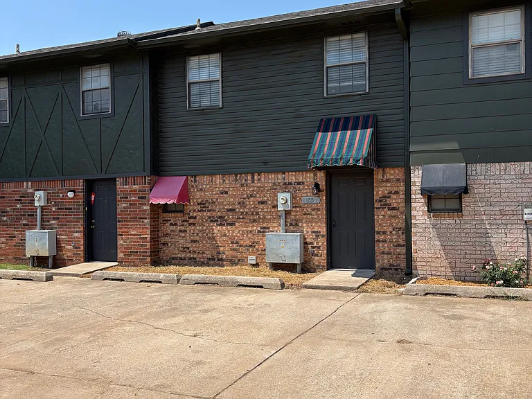 1332 High Meadows Dr — Photo 19