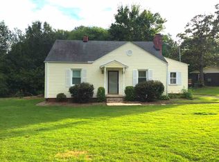 5 Sam Dr, Seneca, SC 29672