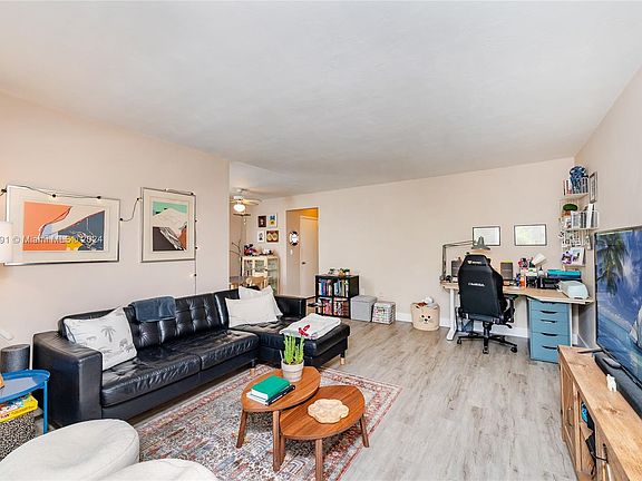 3rd image of 6565 Santona St #B17