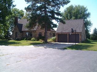 13506 E Flagg Rd, Rochelle, IL 61068